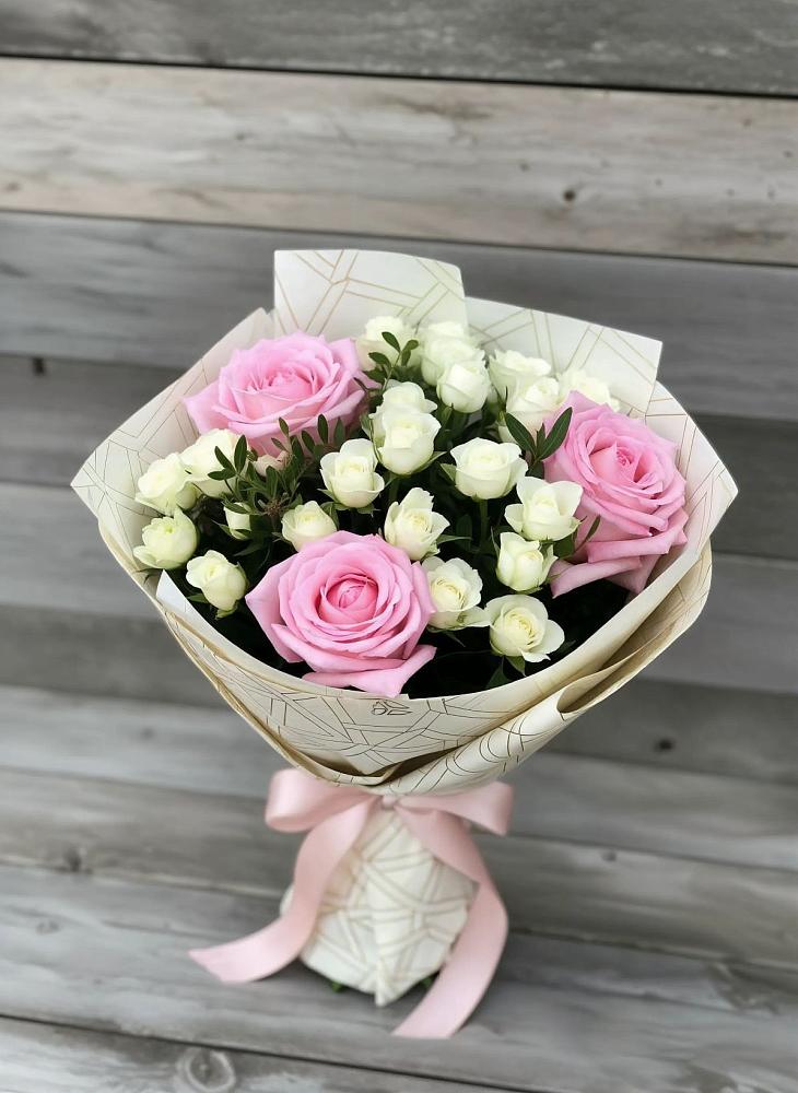 Букет цветов из: Розы в Бессергеневской