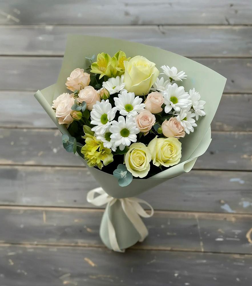 Букет цветов из: Альстромерии, Розы и Хризантемы в Бессергеневской