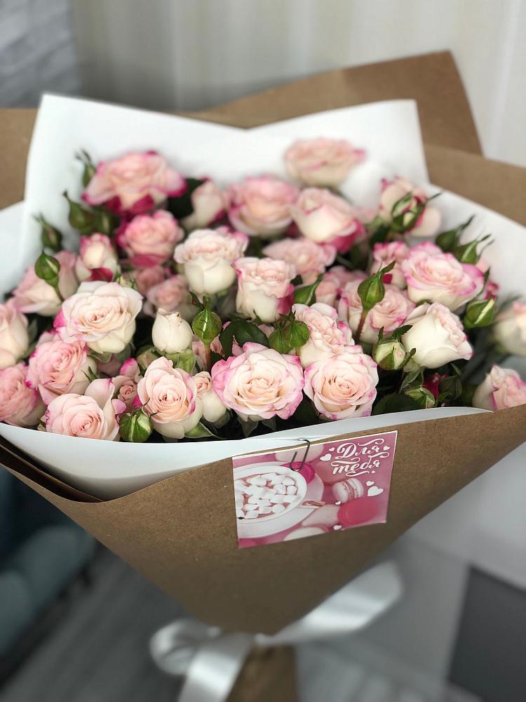 Букет цветов из: Розы в Бессергеневской