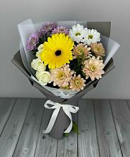 Букет цветов из:  Розы, Герберы и Хризантемы в Бессергеневской