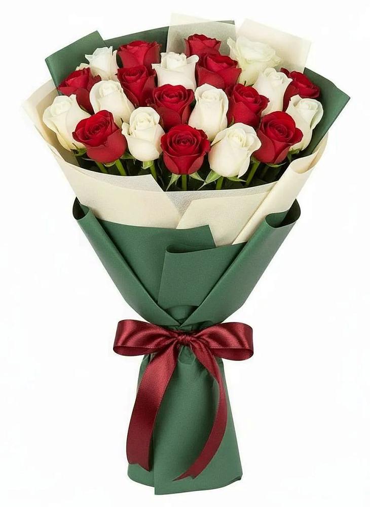 Букет Микс из красных и белых роз в Бессергеневской
