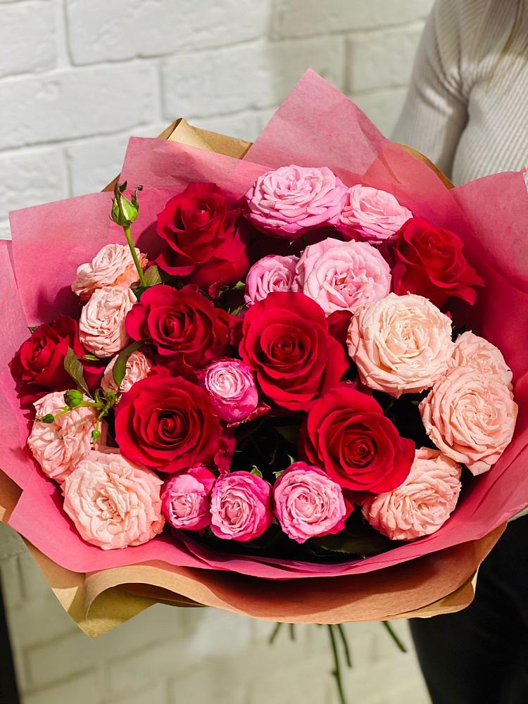 Букет цветов из: Розы в Бессергеневской