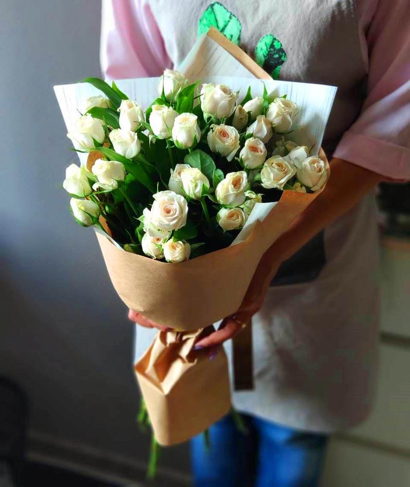 Букет цветов из: Розы в Бессергеневской
