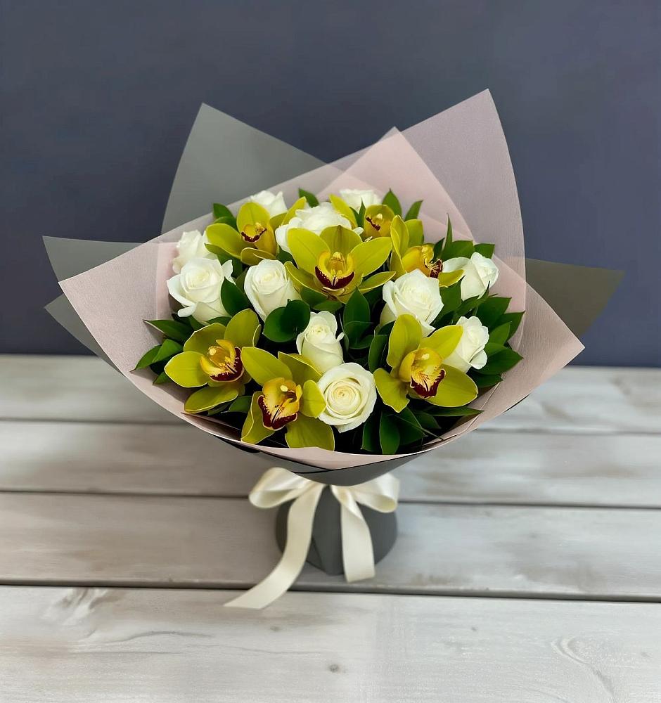 Букет цветов из: Орхидеи и Розы в Бессергеневской