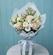 Букет цветов из:  Розы и Лизиантусы в Бессергеневской