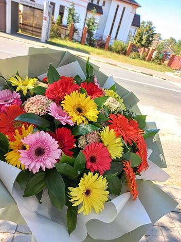 Букет цветов из: Герберы в Бессергеневской