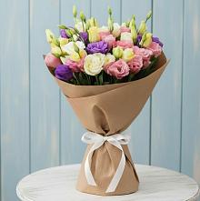 Букет цветов из:  Лизиантусы #REPLACE_PRED# Бессергеневской