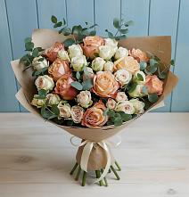 Букет цветов из:  Альстромерии и Розы в Бессергеневской